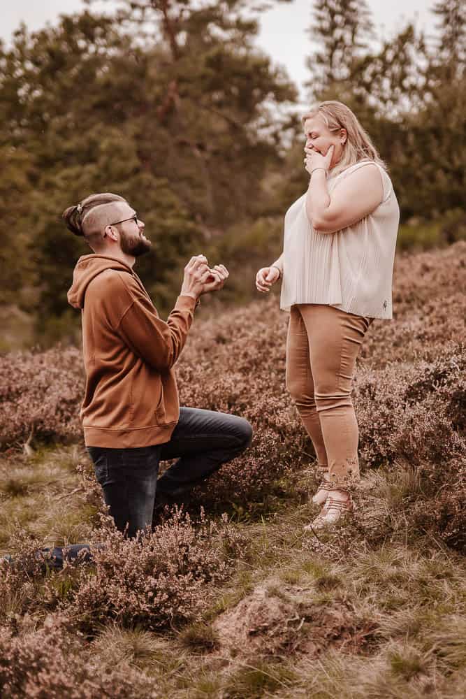 Fotoshooting während der Verlobung